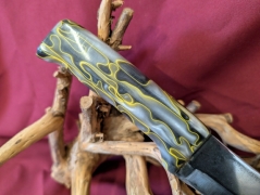 Messer mit Kunststoffgriff